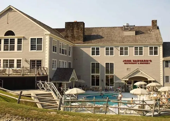 Unique Yeti-Theme Ski On Off Suite Jiminy-Sleeps 4